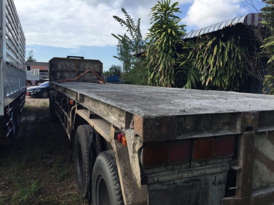 18ล้อหัวลาก260แรงและหางพื้นเรียบยาว12มติดNGV 8 ถัง...รถใช้งานอยู่ สภาพดีใช้ได้..เล่มพร้อมโอน..