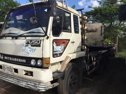 18ล้อหัวลาก260แรงและหางพื้นเรียบยาว12มติดNGV 8 ถัง...รถใช้งานอยู่ สภาพดีใช้ได้..เล่มพร้อมโอน..