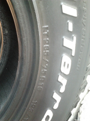 BF All USA. 265/75/16 ต้นปี11 สภาพสวยๆ 1ชุด