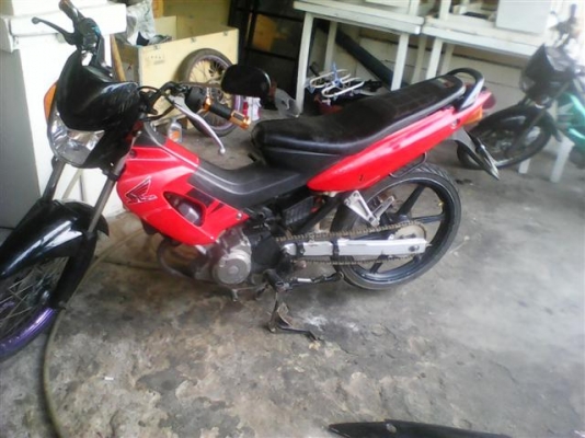 ฮอนด้าโซนิค 10800