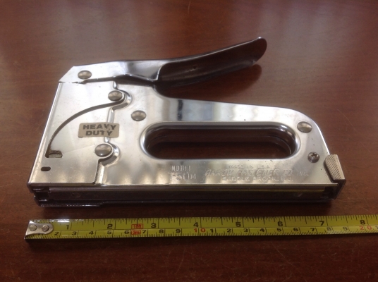 ขายปืนยิงบอร์ด Vintage Arrow T50M staples ลูกแม็คขนาด 3/8" ขายปืนยิงบอร์ด Vintage Arrow T50M staples ลูกแม็คขนาด 3/8"