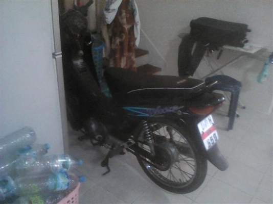 ขาย เวฟ เสื้อเหล็ก  สตาร์ทมือ