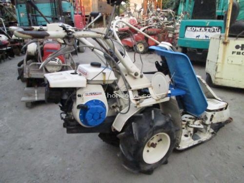 รถเกี่ยวข้าวเดินตาม   ISEKI    RL30    รหัสสินค้า : 80802360  หรือเพิ่มเติมไดที่ www.nihonmono.com