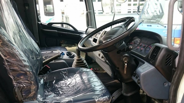 ฮีโน่ เมก้า 230แรง ยาง 6.10