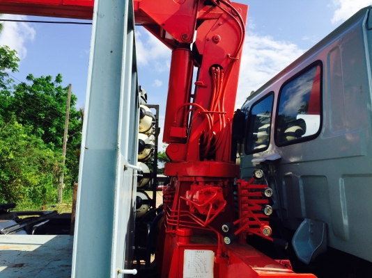 6ล้อ195แรงติดเครน3.3ตันท้องปลิง V รถสวยพร้อมใช้..บิ้วใหม่ทั้งคัน