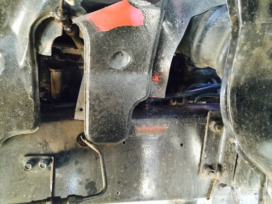 6ล้อ195แรงติดเครน3.3ตันท้องปลิง V รถสวยพร้อมใช้..บิ้วใหม่ทั้งคัน