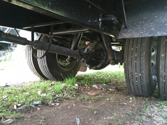 6ล้อ195แรงติดเครน3.3ตันท้องปลิง V รถสวยพร้อมใช้..บิ้วใหม่ทั้งคัน