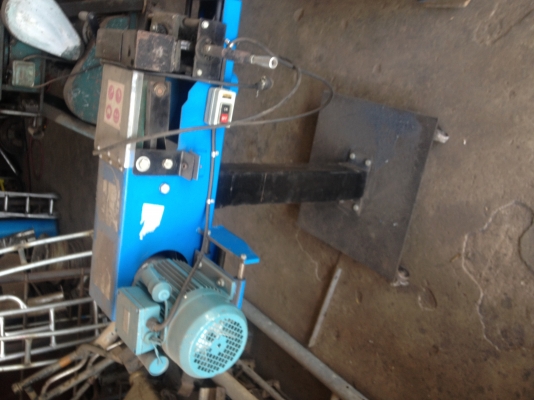 แยกขายอุปกรณ์หรือเซ้งอุปกรณ์และสินค้า อู่ท่อไอเสีย ซ่อมรถยนต์ ราคาต่อรองได้ รีบใช้เงินคับ