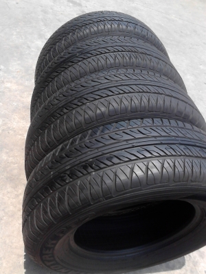 265/65R17 DUNLOP GRANDTREK PT2  ชุด 4 เส้น ปี 2014 ใหม่ๆ ไม่มีปะ tel.081-427-3941
