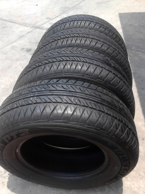 265/65R17 DUNLOP GRANDTREK PT2  ชุด 4 เส้น ปี 2014 ใหม่ๆ ไม่มีปะ tel.081-427-3941