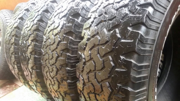 ขายยาง bf all 265/70/16 สภาพดี