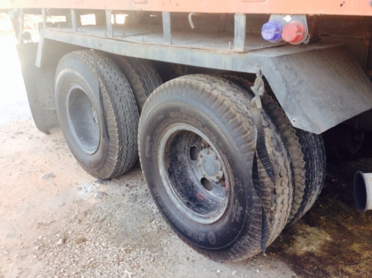 ขายนิสสัน UD เครื่อง 285 แรงม้า 2 เพลา แม่-ลูก ทำเครื่องมาใหม่ไม่กี่เดือน รถใช้งานบรรทุกปาล์มอยู่ เอาไปใช้ได้เลย ติดต่อ 081-970-1769  ราคา 1,050,000 บาท