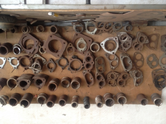 แยกขายอุปกรณ์หรือเซ้งอุปกรณ์และสินค้า อู่ท่อไอเสีย ซ่อมรถยนต์ ราคาต่อรองได้คับ รีบใช้เงินคับ แยกขายอุปกรณ์หรือเซ้งอุปกรณ์และสินค้า อู่ท่อไอเสีย ซ่อมรถยนต์ ราคาต่อรองได้คับ รีบใช้เงินคับ