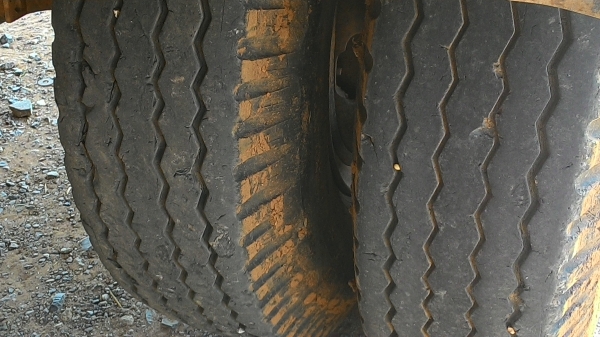 รถบรรทุกHENO KM 777เครื่อง117(รถดั้มดิน)