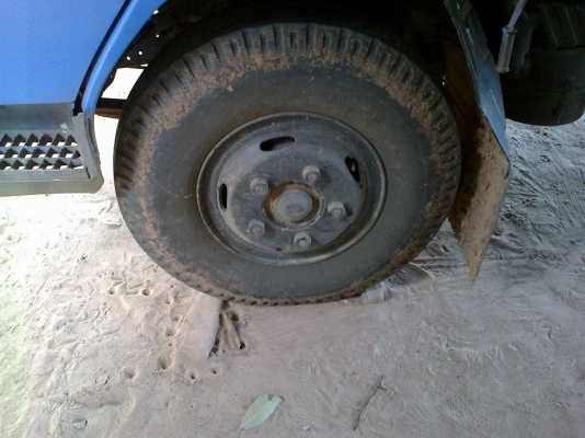 ขายคานหน้า-หลัง 6 ล้อ 5 น็อต พร้อมกระทะขอบ16 พร้อมยาง 750