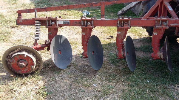 ผานบุกเบิก 4ตราช้าง