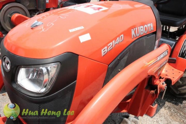 ตัวจิ๋ว มาแล้ว สวยสด งดงาม คูโบต้า B2140 พร้อมใบมีด