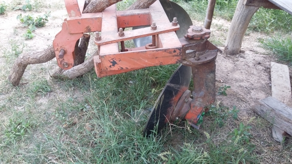 ผานยกร่อง ใบ 24''