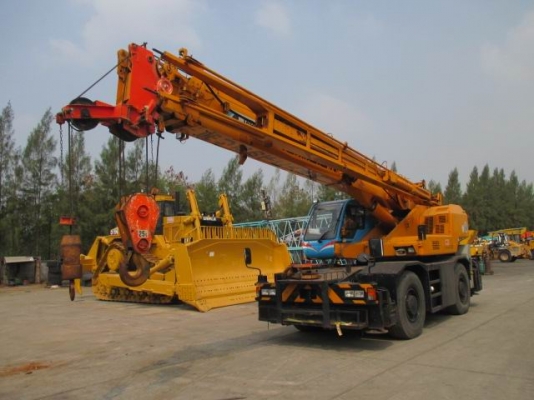 รถเครน TADANO TR250M-6