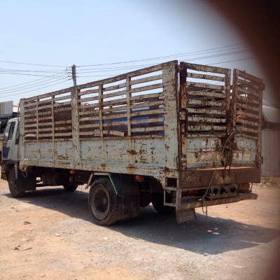 ขายรถบรรทุกหกล้อ HINO 3H เครื่องเดิม 195 แรง ปี 40 ช่วงยาว 6.50 เมตร ทะเบียนพร้อม