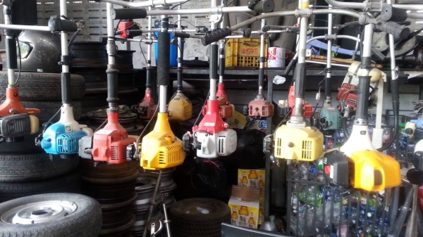 ขายเหมาเครื่องตัดหญ้า 10ตัว