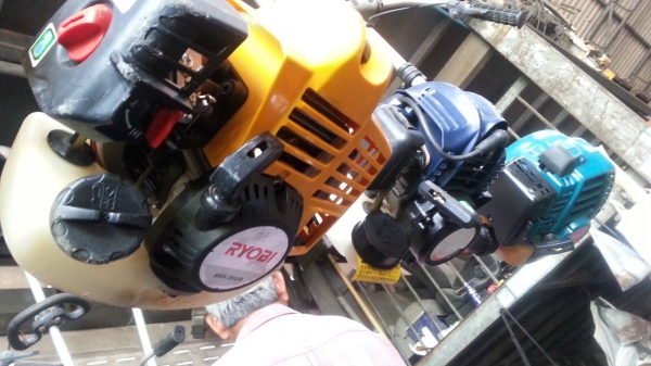 ขายเหมาเครื่องตัดหญ้า 10ตัว