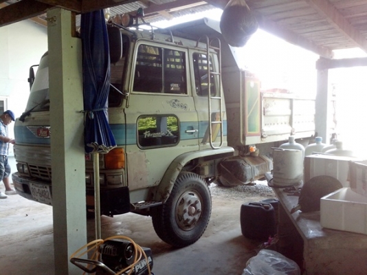 ขายรถบรรทุกหกล้อดั้มฮีโน่ FD174Bเครื่อง HO6C-T เครื่องดีมากๆ ขายรถบรรทุกหกล้อดั้มฮีโน่ FD174Bเครื่อง HO6C-T เครื่องดีมากๆ