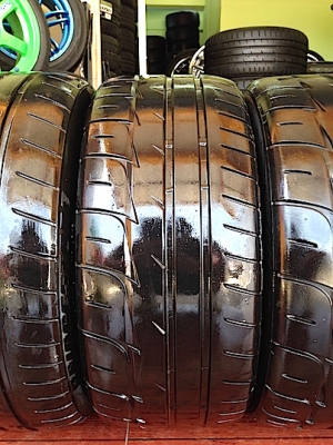 ขายยาง Bridgestone re11 225/45/17 ปี13 สวยๆ