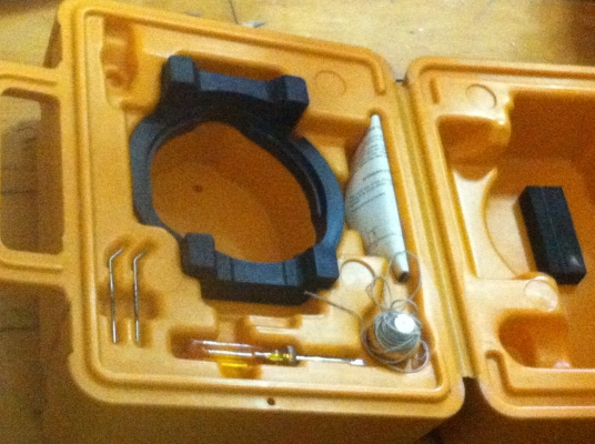 กล้องสำรวจ THEIS รุ่น TAN4 สภาพสวยเก็บในกล่องอย่างดี ขุดนี้ไม่มีขาตั้งมาด้วย