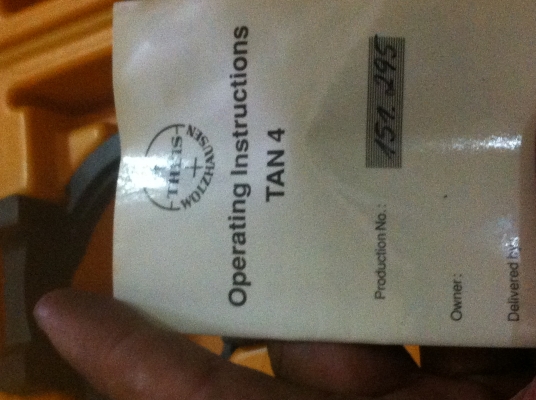 กล้องสำรวจ THEIS รุ่น TAN4 สภาพสวยเก็บในกล่องอย่างดี ขุดนี้ไม่มีขาตั้งมาด้วย