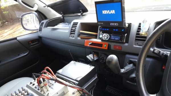 ขายรถตู้ ปี 55 แต่งVIP ไมล์90000 ขายรถตู้ ปี 55 แต่งVIP ไมล์90000