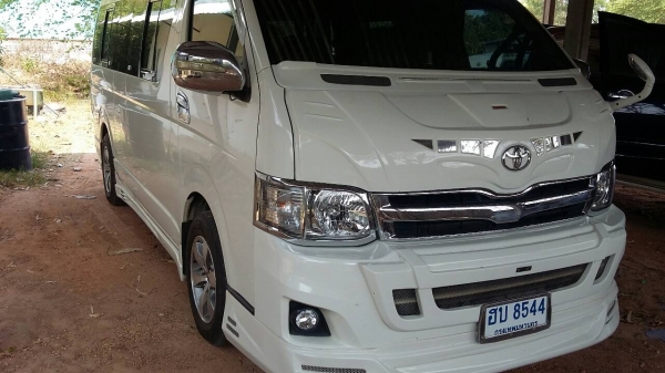 ขายรถตู้ ปี  55  แต่งVIP  ไมล์90000