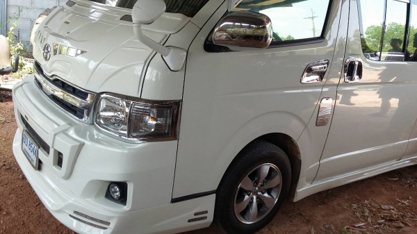 ขายรถตู้ ปี 55 แต่งVIP ไมล์90000 ขายรถตู้ ปี 55 แต่งVIP ไมล์90000