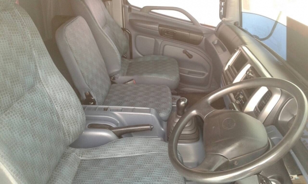 ขออนุญาต ปรับการขายคืน ขายหัวลาก Hino FG8J JO8 212 แรง URO3 ปี53  ติดต่อ หยก 086-2405885