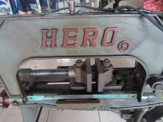 แท่นเลื่อย HERO 16 นิ้ว พร้อมใช้งาน ไฟบ้าน ด่วน !!! 7,500