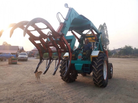 ขายรถคีบอ้อย FORD คีบหลัง เกียร์ทอร์ค มี 3 คัน