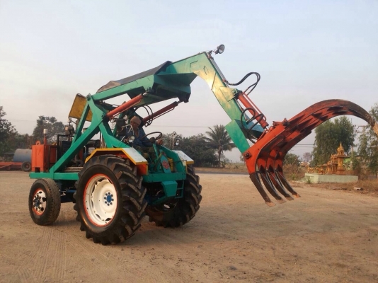 ขายรถคีบอ้อย FORD คีบหลัง เกียร์ทอร์ค มี 3 คัน