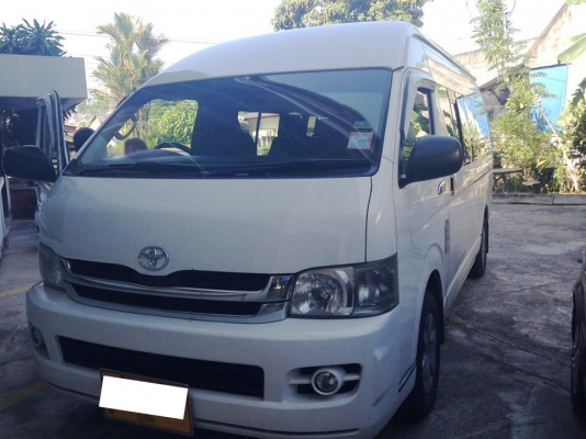 ขายรถตู้  TOYOTA COMMUTER HIACE มือสอง ลดเหลือ 650000