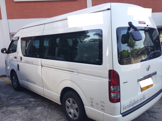 ขายรถตู้  TOYOTA COMMUTER HIACE มือสอง ลดเหลือ 650000