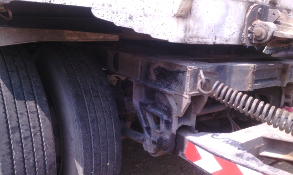 ลูกพ่วง 3 เพลาแท้ ไม่ดัมพ์ คอกเกษตร ยาว 7 เมตรปี 55