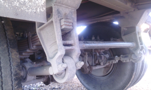 ลูกพ่วง 3 เพลาแท้ ไม่ดัมพ์ คอกเกษตร ยาว 7 เมตรปี 55