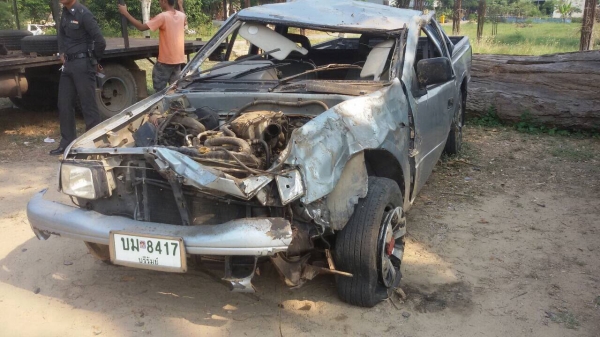 ขาย () TFR. 4WD. ปี39. เครื่องเกียร์ ครัชซีไม่โดน เล่มทะเบียนพร้อม ขาย () TFR. 4WD. ปี39. เครื่องเกียร์ ครัชซีไม่โดน เล่มทะเบียนพร้อม