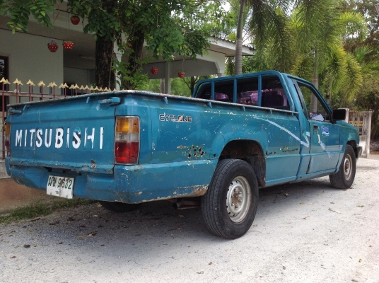 มิตซูบิชิ L200 ไซโคลน ตอนเดียวพร้อม สำหรับใช้งาน