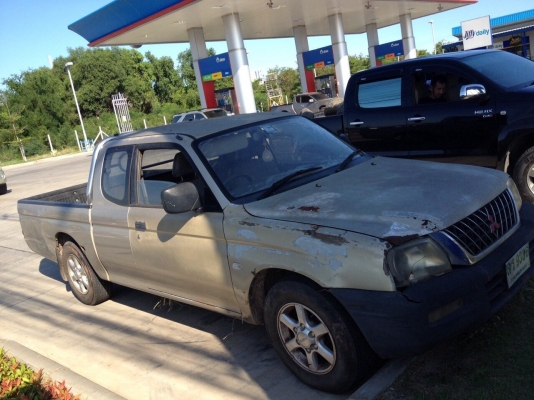 Mitsubishi L200  Strada