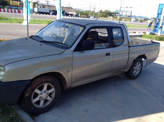 Mitsubishi L200  Strada