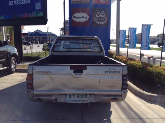 Mitsubishi L200  Strada