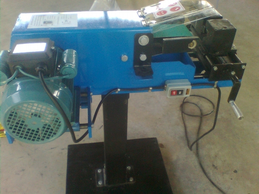 เครื่องบากท่อ