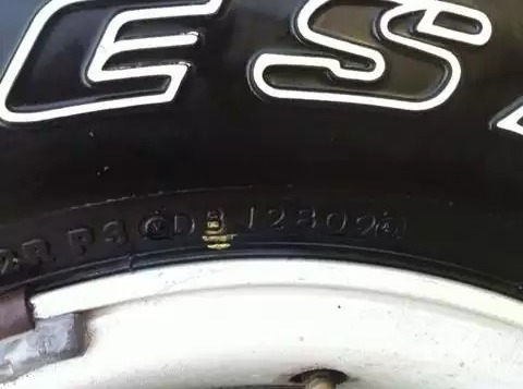 max 15" พร้อมยาง 3800 บาท max 15" พร้อมยาง 3800 บาท