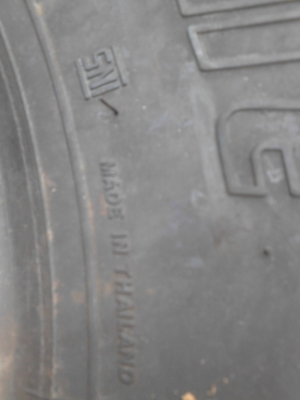 7.00-16 BRIDGESTONE TCDT  พร้อมยางรองและยางใน ปี 2014 มี 1 เส้น โทร.081-427-3941