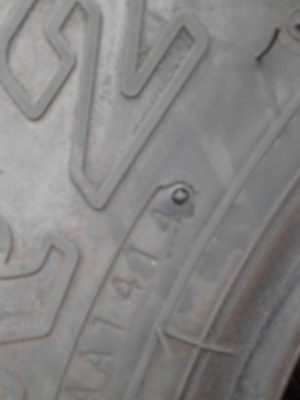 7.00-16 BRIDGESTONE TCDT  พร้อมยางรองและยางใน ปี 2014 มี 1 เส้น โทร.081-427-3941